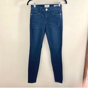 Closet closing Frame denim Avinton skinny Jeans Sz 25